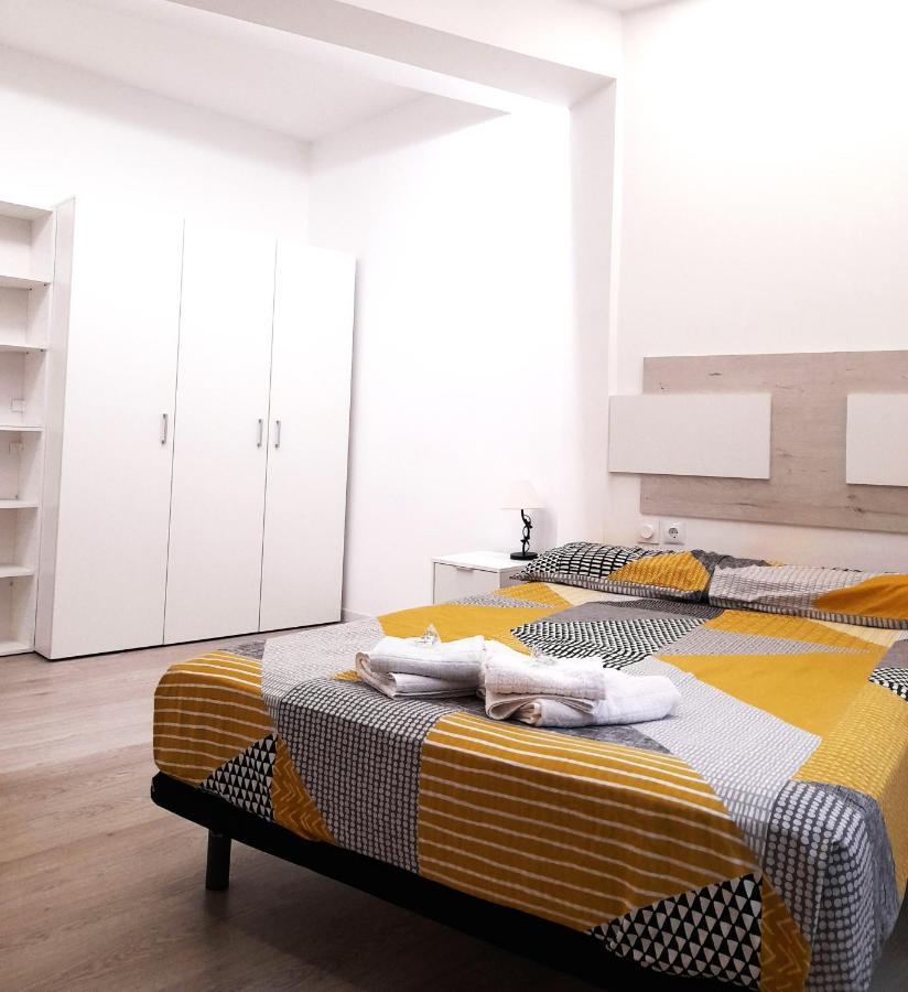 Fantastic 2 Bedrooms, Just 20 Meters From Ocean Playa de las Americas  Ngoại thất bức ảnh
